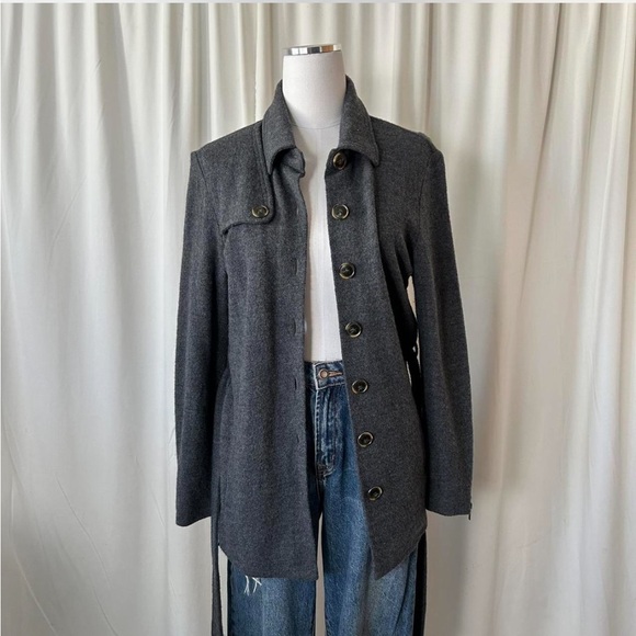 J. McLaughlin 100% Merino wool belted sweater Grey Medium. - Picture 6 of 8